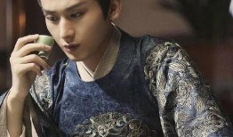 成毅挑战吃瓜,趣味横生场面引网友热议