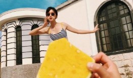 吃瓜黄色衣服图片