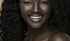 南非模特吃瓜视频,吃瓜视频引发网友热议