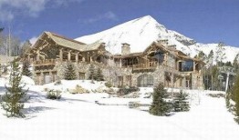 吃瓜群众坐在豪宅,揭秘隐秘生活的喧嚣一角