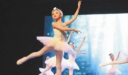 朱小小舞蹈吃瓜,揭秘娱乐圈幕后风云