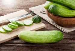 女人吃瓜的功效,女性养生新宠，吃瓜带来的多重益处揭秘