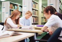美国留学吃瓜孩子,吃瓜孩子的留学生活揭秘