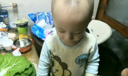 宝宝吃瓜之后吐,吐出的是惊喜还是挑战？