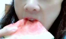 吃瓜大姐姐在线,笑料百出，揭秘娱乐圈幕后故事