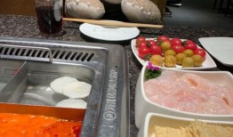 海底捞2个人怎么吃瓜酸,共享美味，共度欢乐时光