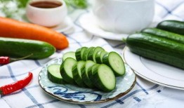 天天吃瓜能减肥吗,真能助你轻松减肥？揭秘瓜果减肥的真相