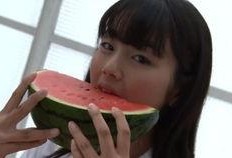 女孩叫我吃瓜,女孩邀我共品生活“瓜”