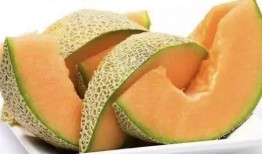 吃瓜哈密瓜小孩,吃瓜小达人哈密瓜的欢乐时光