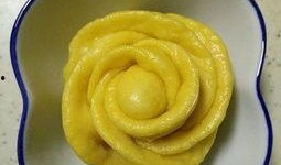 吃瓜卷馍,传统美食的现代演绎